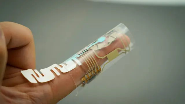 Goodbye Needles…Revolutionary Finger Wraps Track Health Through Sweat